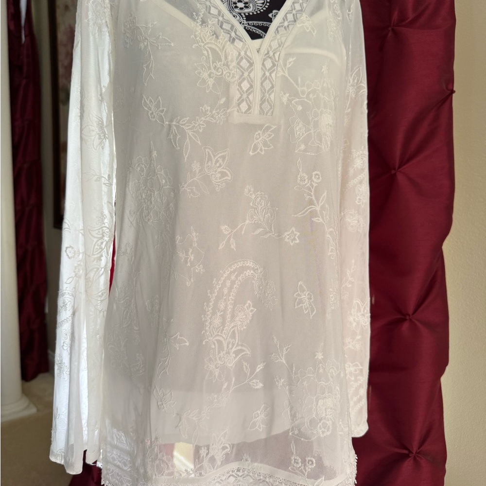 WHBM White Embroidered V-Neck Tunic overlay cream cami